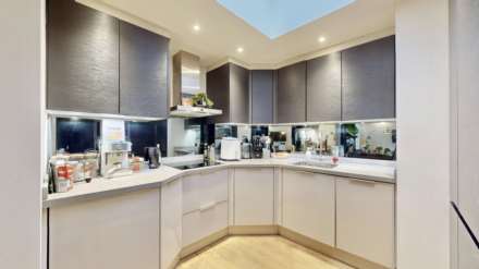 The Winchester Apartments, Highgate, Image 4