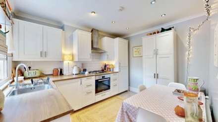 Harberton Road, Whitehall Park, N19, Image 4