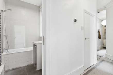 Highbury Corner, London, N5, Image 9
