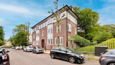 The Grove, Highgate, N6, Image 2