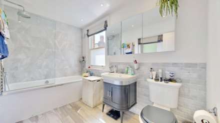 Hornsey Lane, Highgate, N6, Image 9