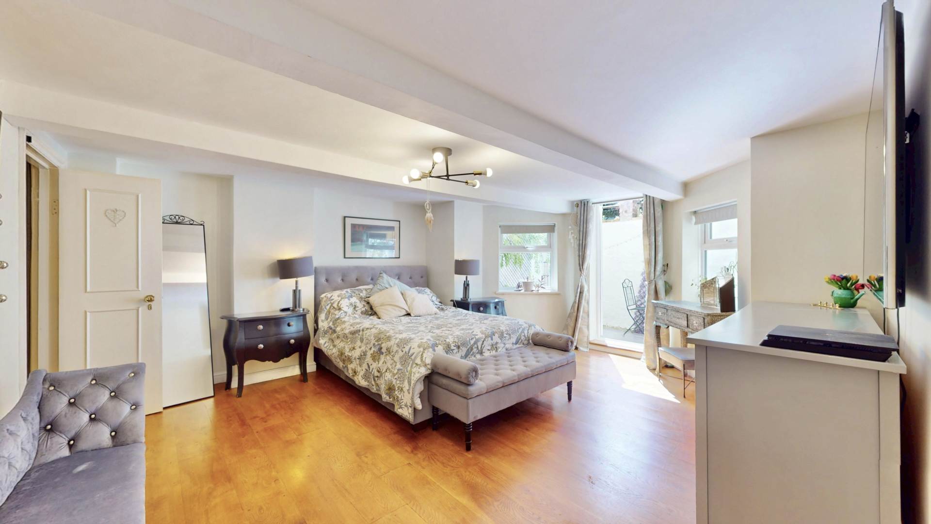 Milton Road, Highgate, N6, Image 2