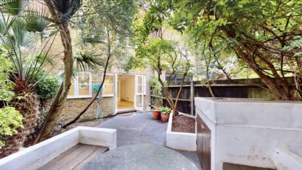 Byron Mews, Hampstead, NW3, Image 13