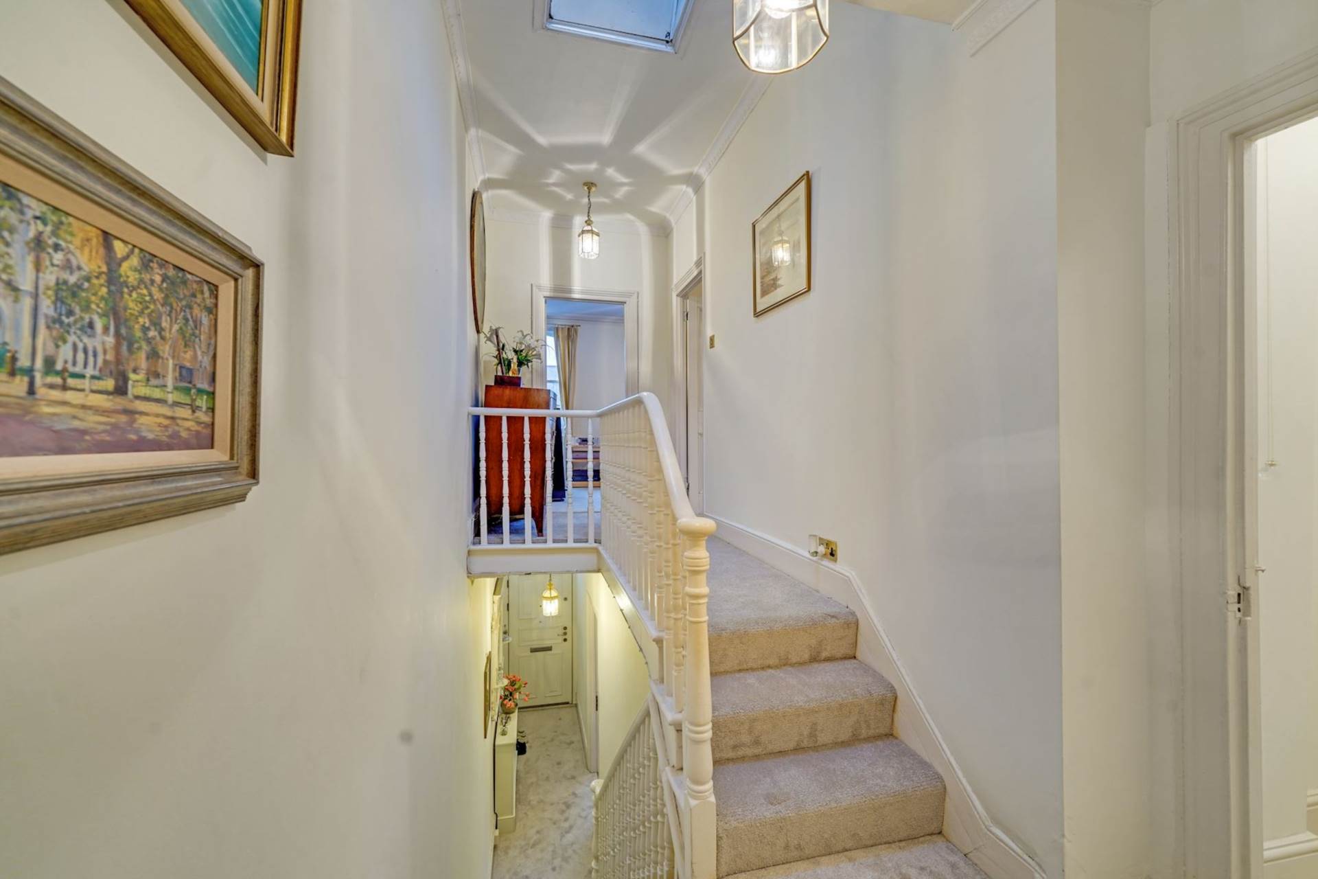 Ashmount Road, Whitehall Park, N19, Image 10