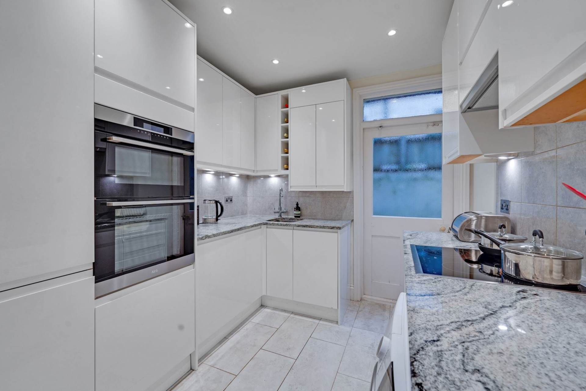 Ashmount Road, Whitehall Park, N19, Image 3