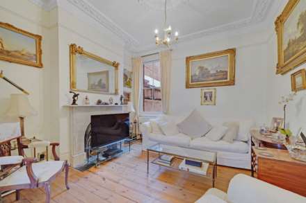Ashmount Road, Whitehall Park, N19, Image 11