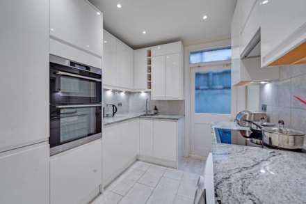 Ashmount Road, Whitehall Park, N19, Image 3