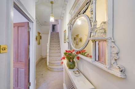 Ashmount Road, Whitehall Park, N19, Image 4