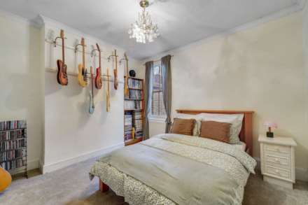 Ashmount Road, Whitehall Park, N19, Image 6