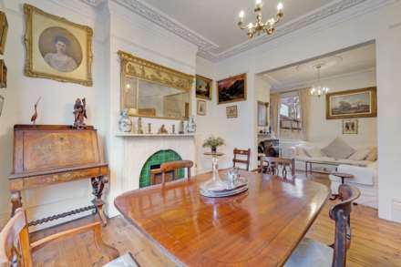 Ashmount Road, Whitehall Park, N19, Image 9