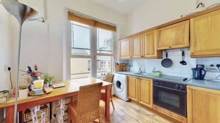 Archway Road, Archway, N19, Image 2