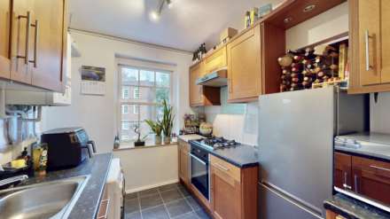 Hillcrest, Highgate, N6, Image 3