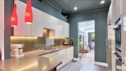 Dresden Road, Whitehall Park, N19, Image 15