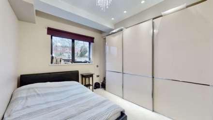 Madoc Close, Childs Hill, NW2, Image 6