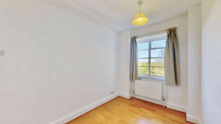 Hornsey Lane, Highgate, N6, Image 7