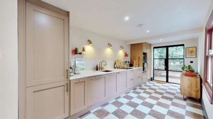 Dresden Road, Whitehall Park, N19, Image 4