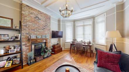 Dollis Park, Finchley, N3, Image 1