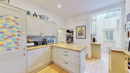 Dollis Park, Finchley, N3, Image 12