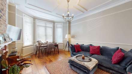 Dollis Park, Finchley, N3, Image 6