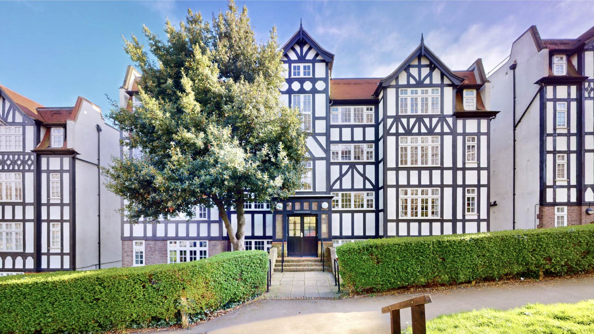 Makepeace Avenue, Highgate, N6, Image 1