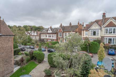 Cholmeley Park, Highgate, N6, Image 12