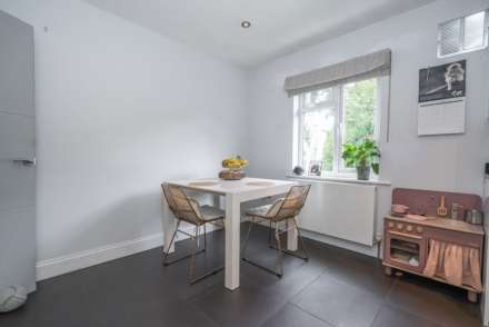 Cholmeley Park, Highgate, N6, Image 14