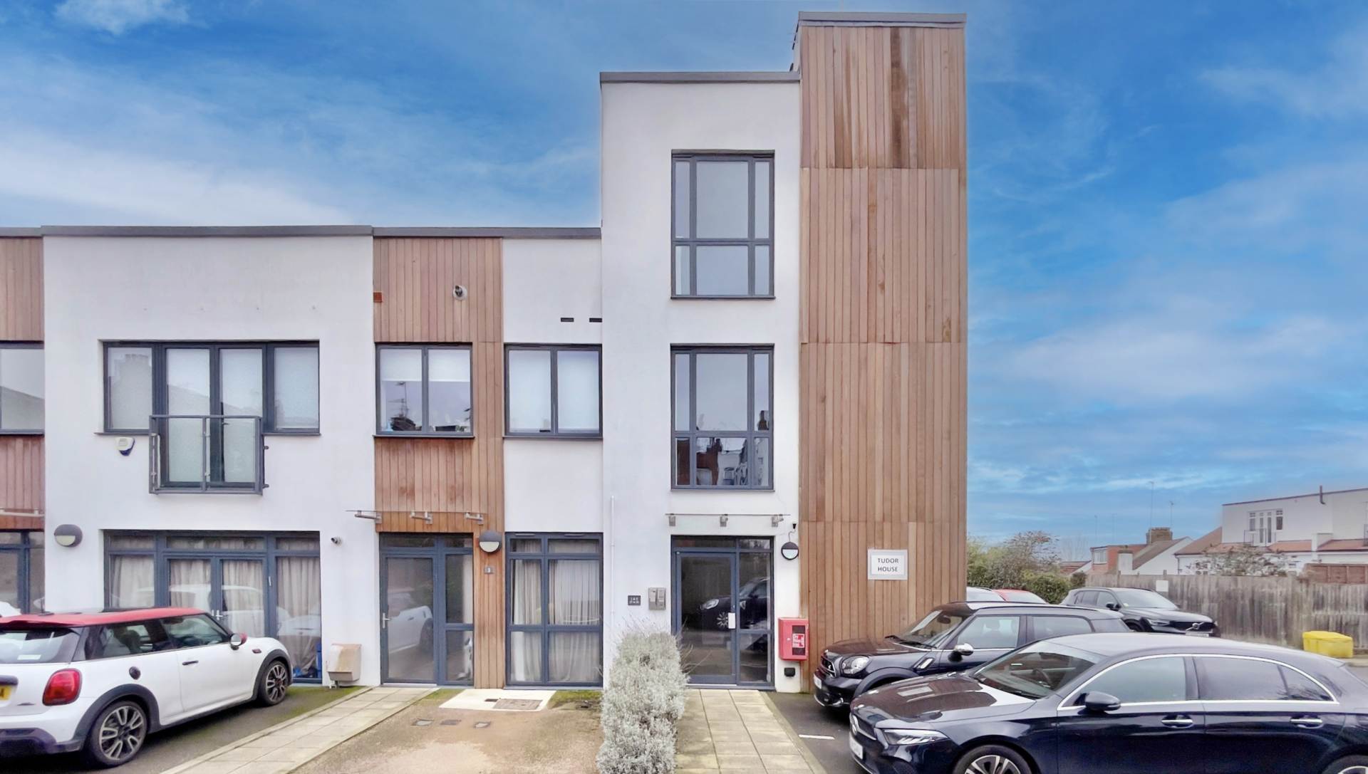 Madoc Close, Childs Hill, NW2, Image 6