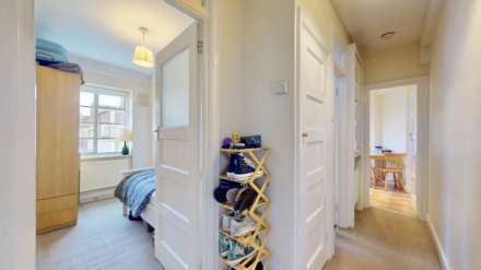 Hornsey Lane, Highgate, N6, Image 11