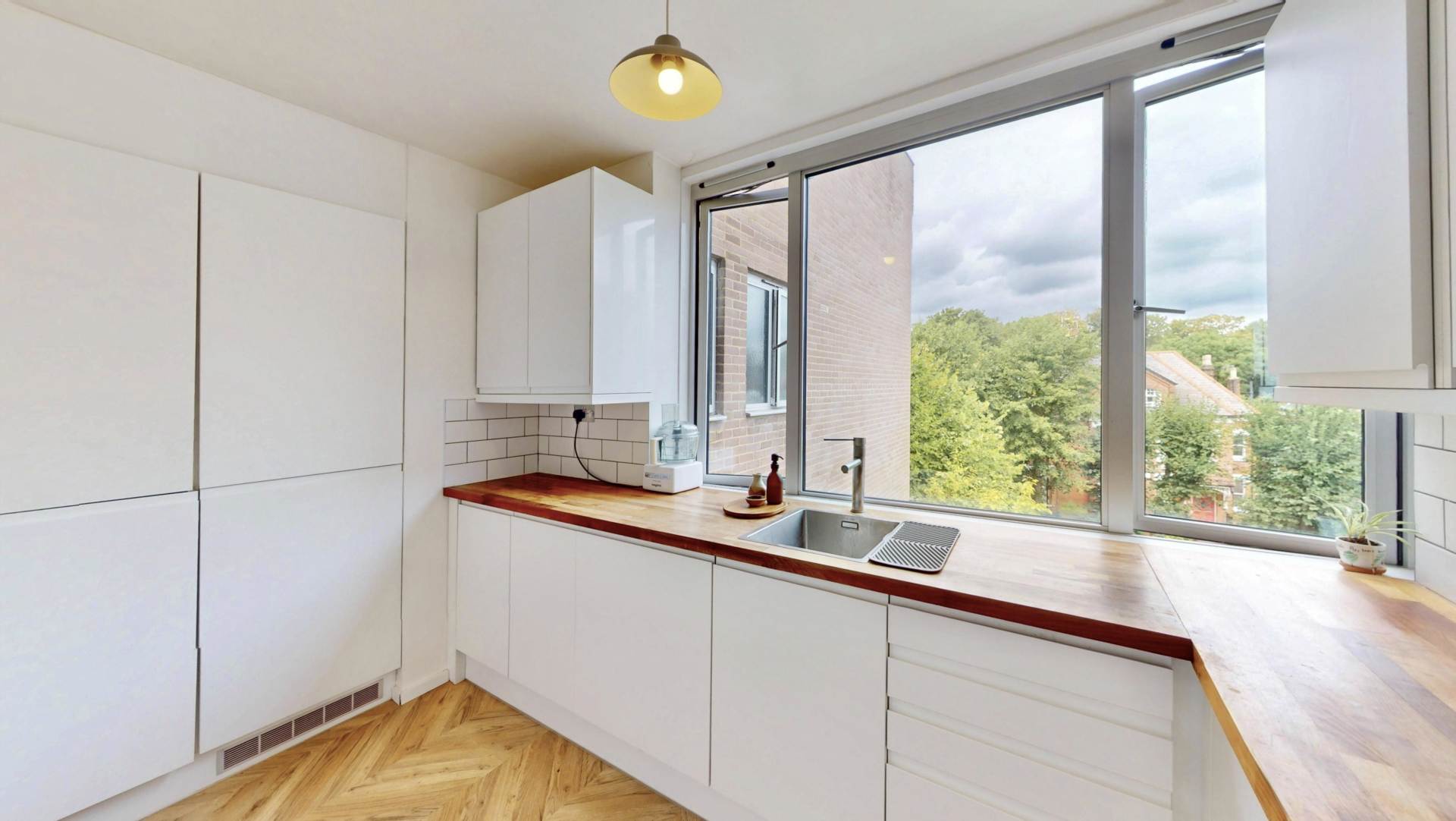 Avenue Road, Highgate, N6, Image 7