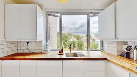 Avenue Road, Highgate, N6, Image 12