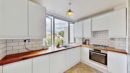 Avenue Road, Highgate, N6, Image 2
