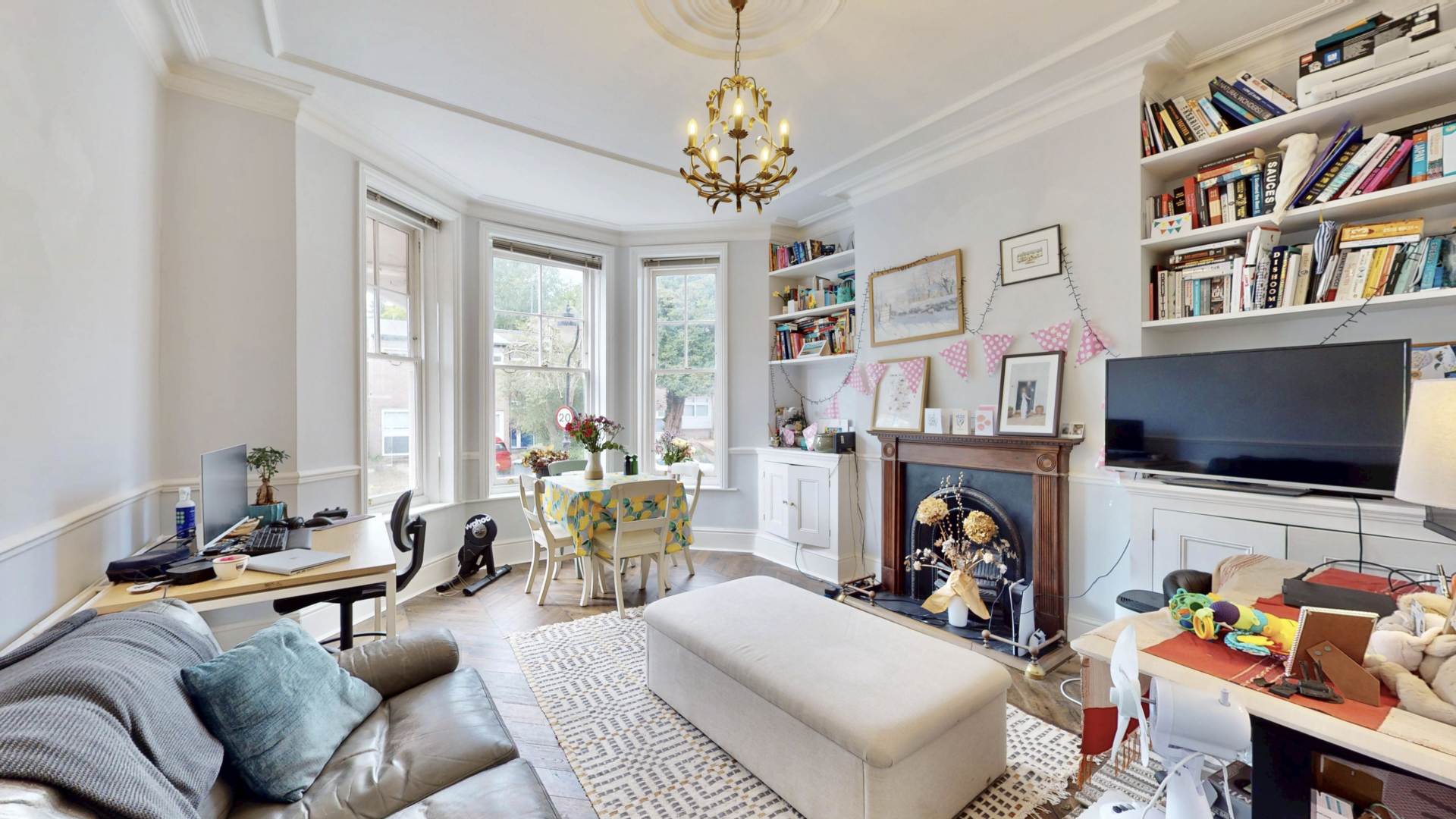 Hillside Gardens, Highgate, N6, Image 2