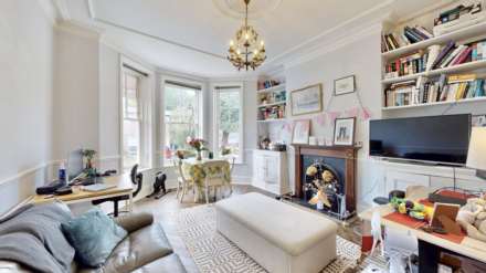 Hillside Gardens, Highgate, N6, Image 2