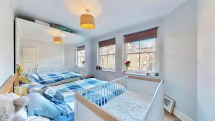 Hillside Gardens, Highgate, N6, Image 4