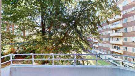Hornsey Lane, Highgate, N6, Image 13