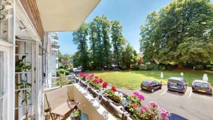 Hornsey Lane, Highgate, N6, Image 2
