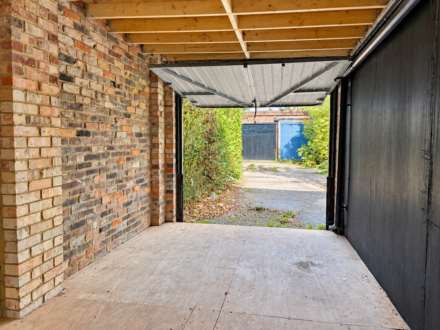 Gurney Drive, Hampstead Garden Suburb, N2, Image 2