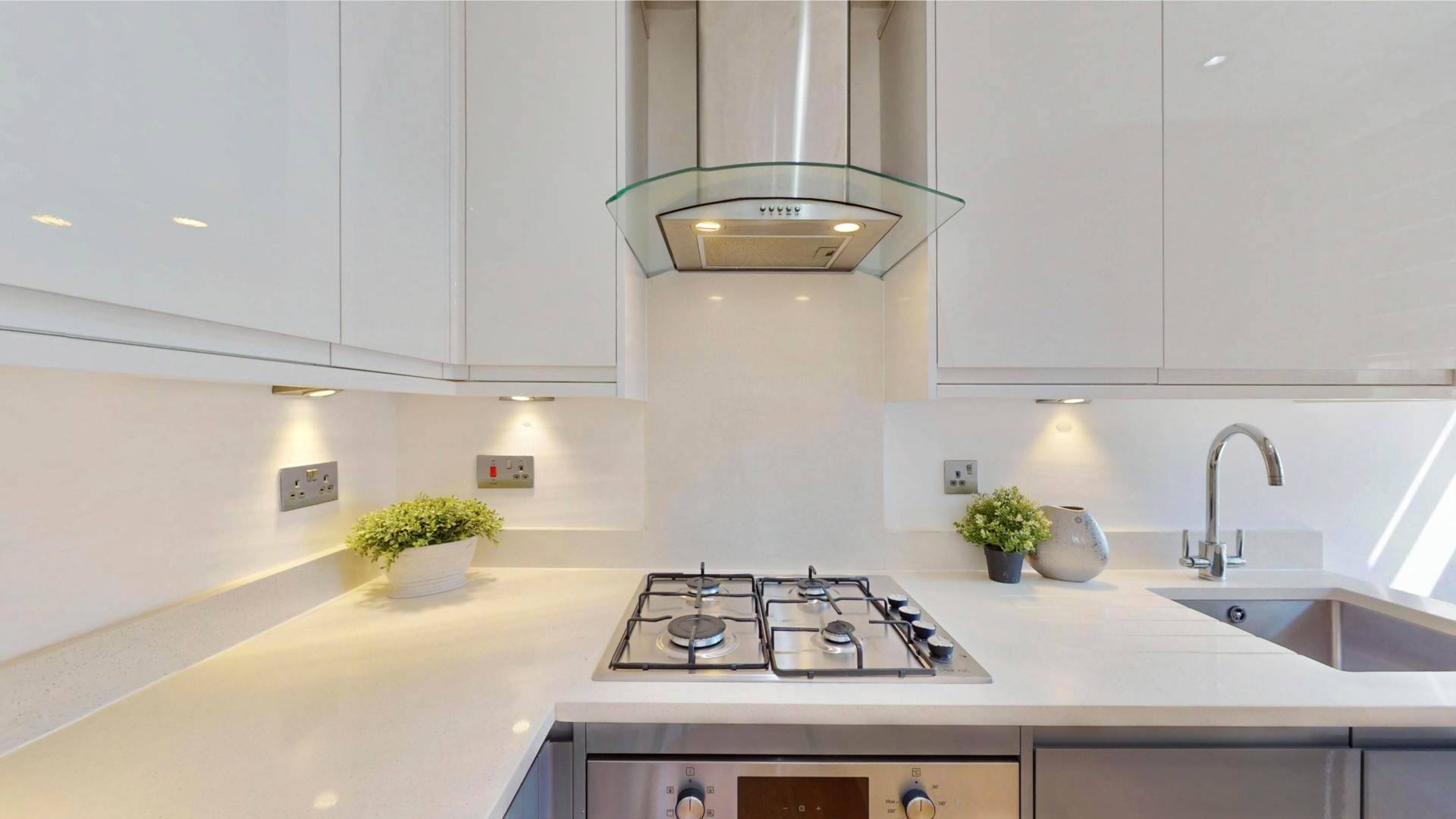 Archway Road, London, N19, Image 9