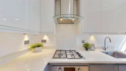 Archway Road, London, N19, Image 9