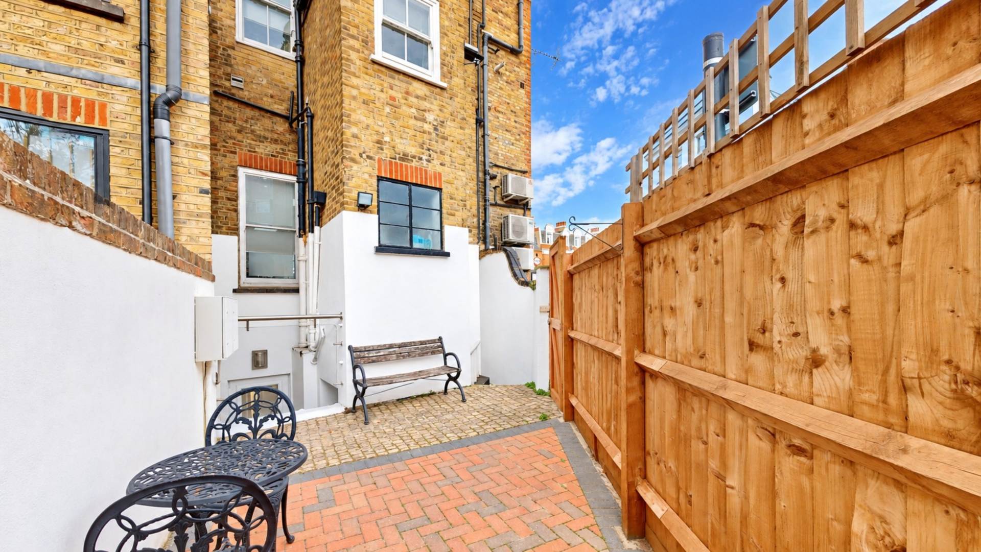 Bisham Gardens, Highgate, N6, Image 13