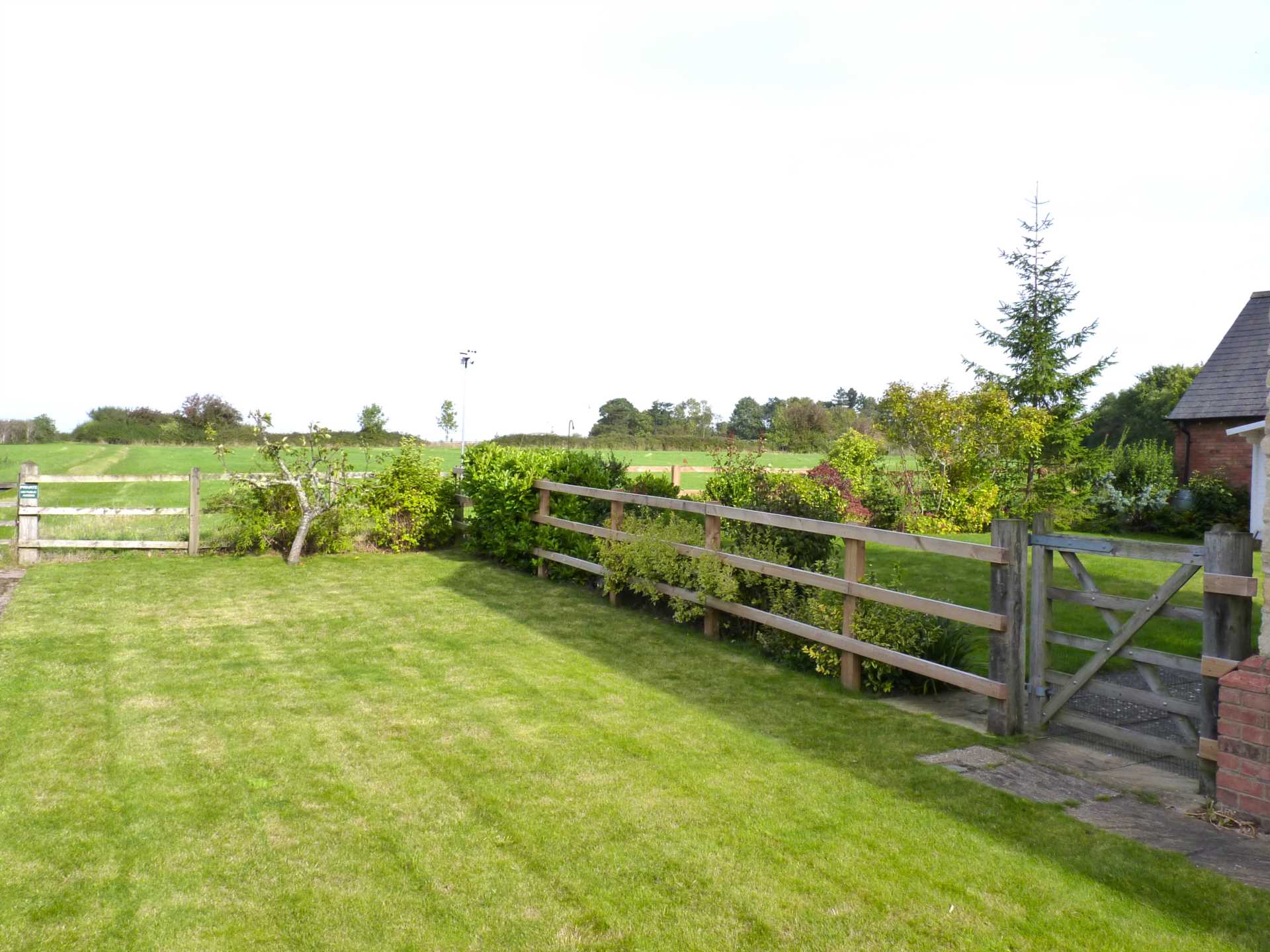 Town Farm Court, Oakley, Image 13