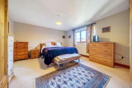 Town Farm Court, Oakley, Image 9