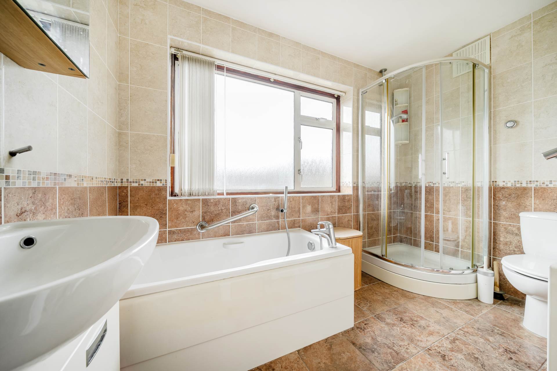 Trevor Drive, Bromham, Image 12