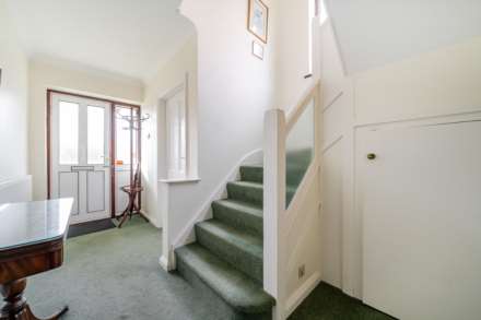 Trevor Drive, Bromham, Image 8