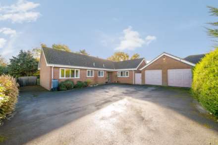 4 Bedroom Detached Bungalow, Bereford Close, Great Barford