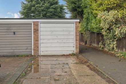 Lincroft, Oakley, Image 11