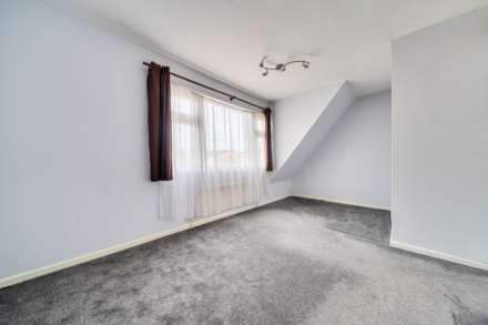 Lincroft, Oakley, Image 7