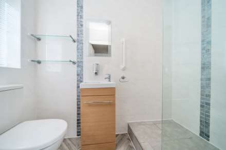 Springfield Drive, Bromham, Image 12