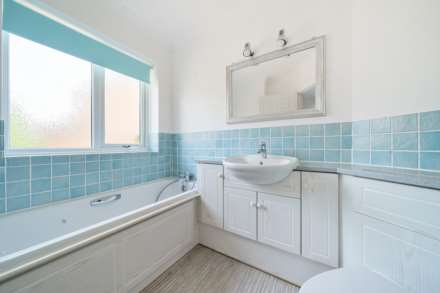 Springfield Drive, Bromham, Image 13