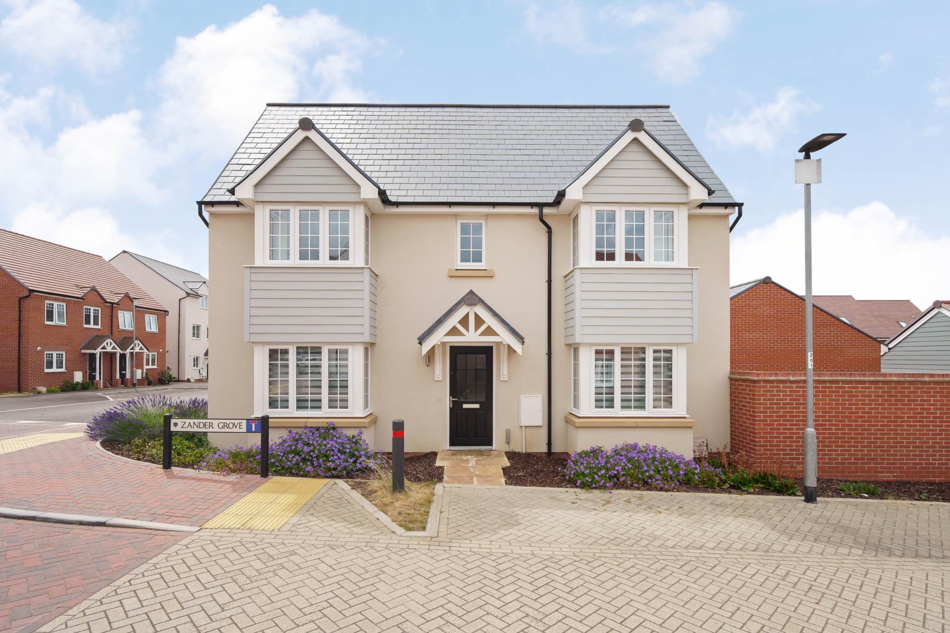 Zander Grove, Biddenham, Image 16